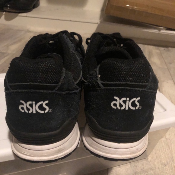 Asics Gel - Picture 2 of 3